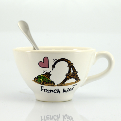 Bolée Eiffel kiss